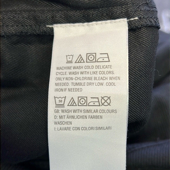 AnyBody Mixed Media Cargo Jumpsuit Black Size M - Picture 7 of 8